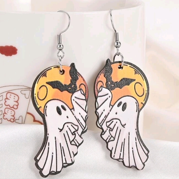 Jewelry - 5/25 💕 Halloween ghost moon bat dangle boutique earrings